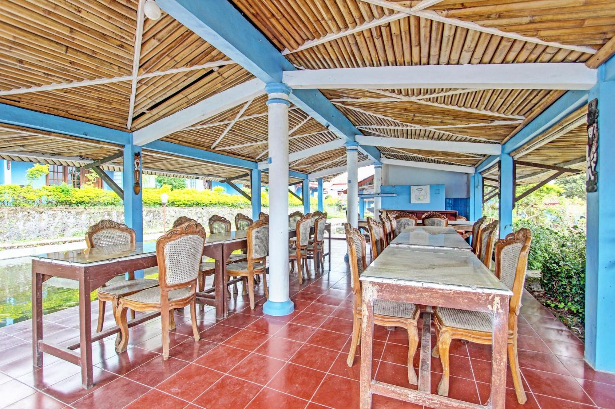Capital O 91644 Loka Hause Salatiga Exterior foto
