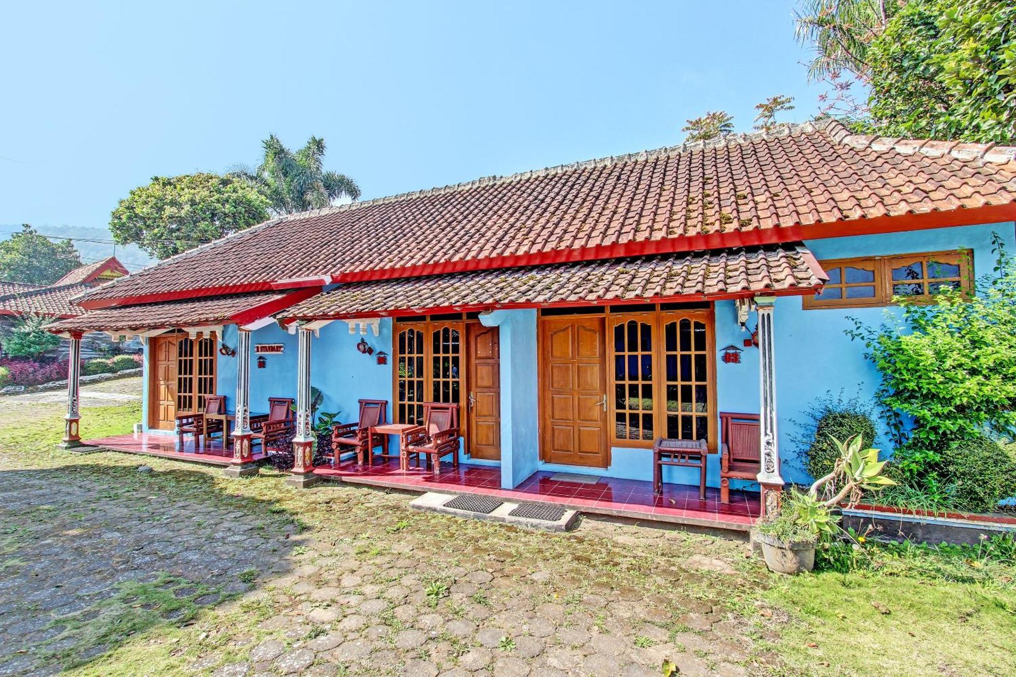 Capital O 91644 Loka Hause Salatiga Exterior foto
