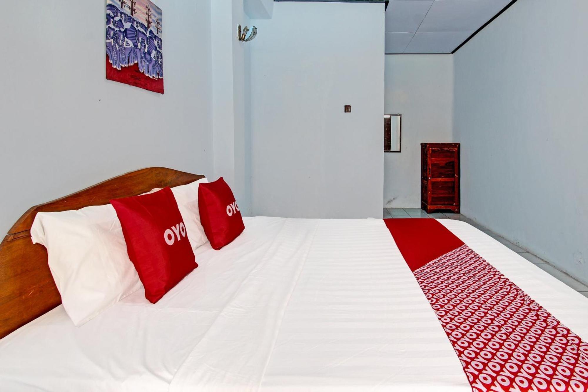 Capital O 91644 Loka Hause Salatiga Exterior foto