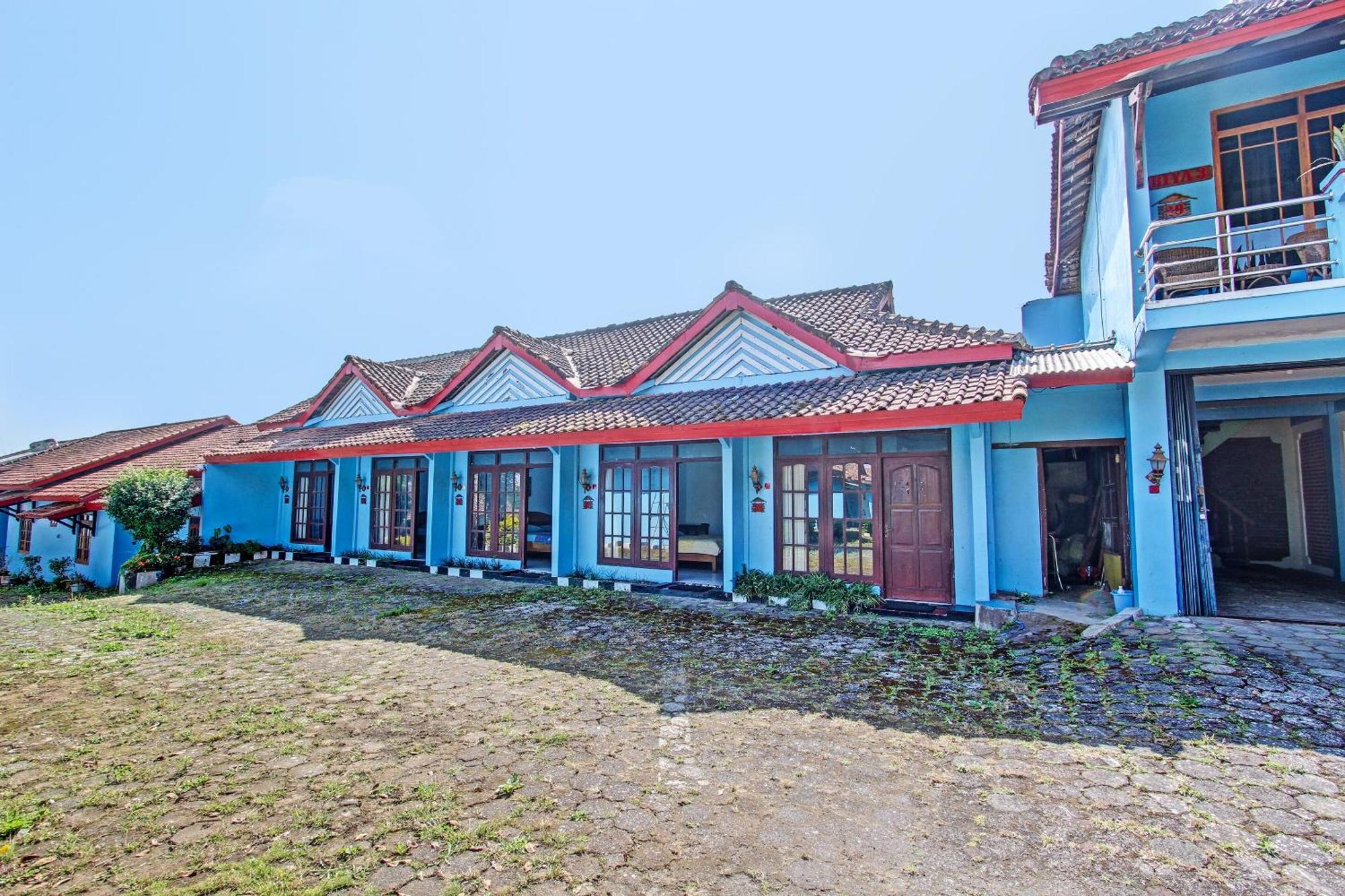 Capital O 91644 Loka Hause Salatiga Exterior foto